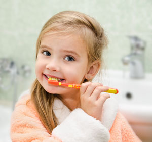 Brushing Teeth - Pediatric dentist Dr. Tricia Ray serving Salem, Keizer, Dallas and Silverton, OR